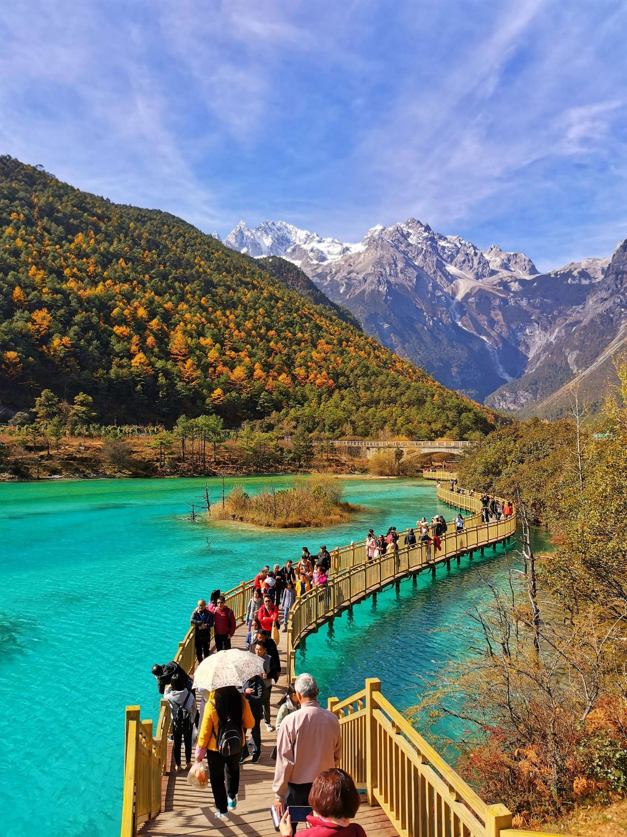 玉龙雪山蓝月谷,不需要滤镜._高清图集_新浪网