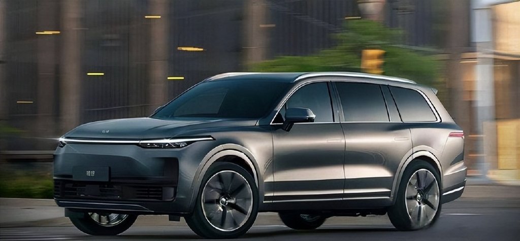 隔空喊话网红小刚学长你的保值神车开两年连20万都卖不到