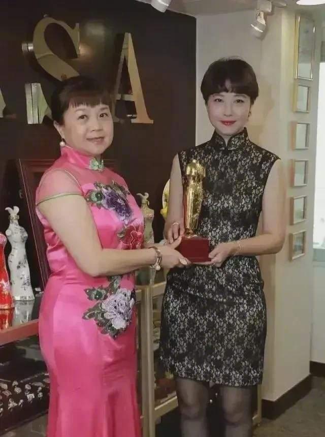 6位“中年发福”的女星,曾经都是一眼难忘,如今却都一言难尽