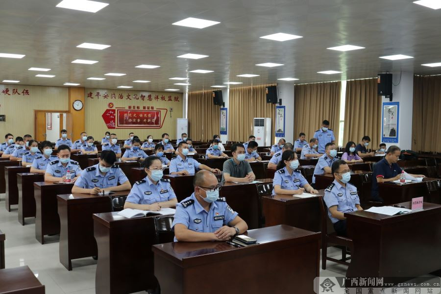 南宁监狱首场减假暂案件公开听证会举行