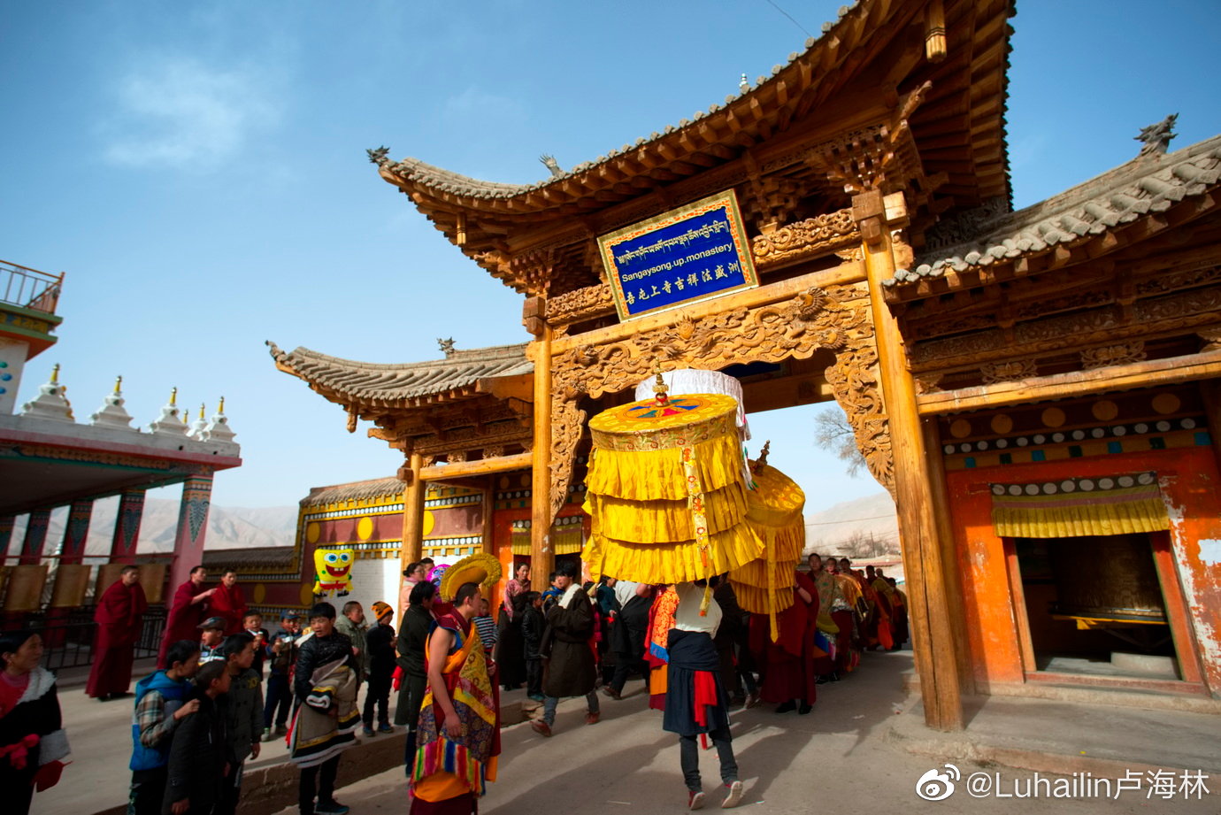 正月初五,青海热贡吾屯上寺晒大佛