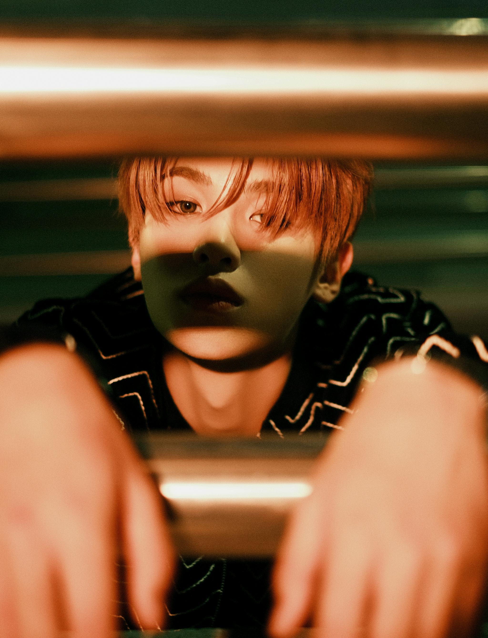 黄明昊这是照片吗,这简直就是电影截图!