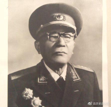有着全能大将,全能上将,全能中将美称的开国将领是谁?