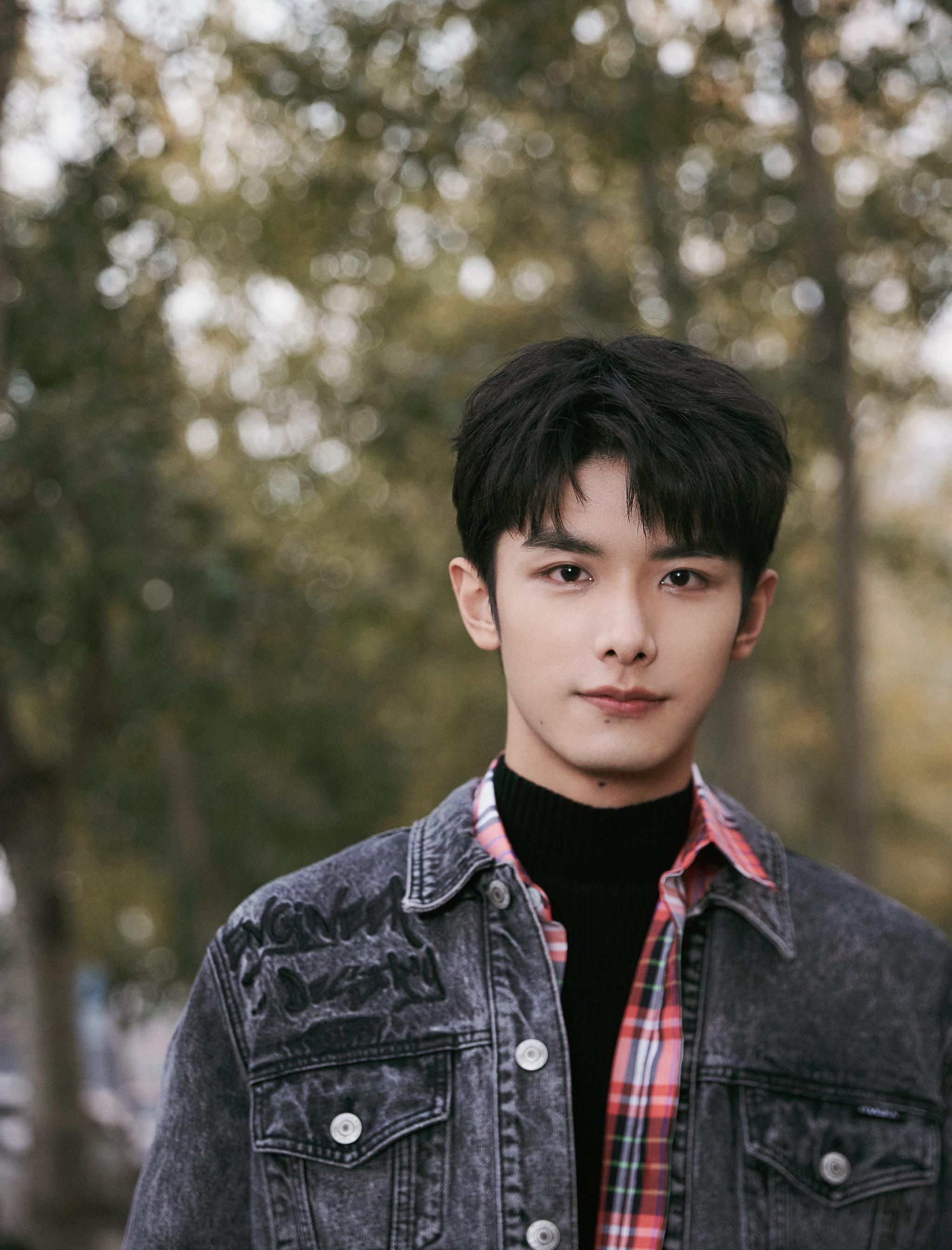 欢娱影视演员@赵弈钦 亮相腾讯视频doki11.11超级福利狂欢夜