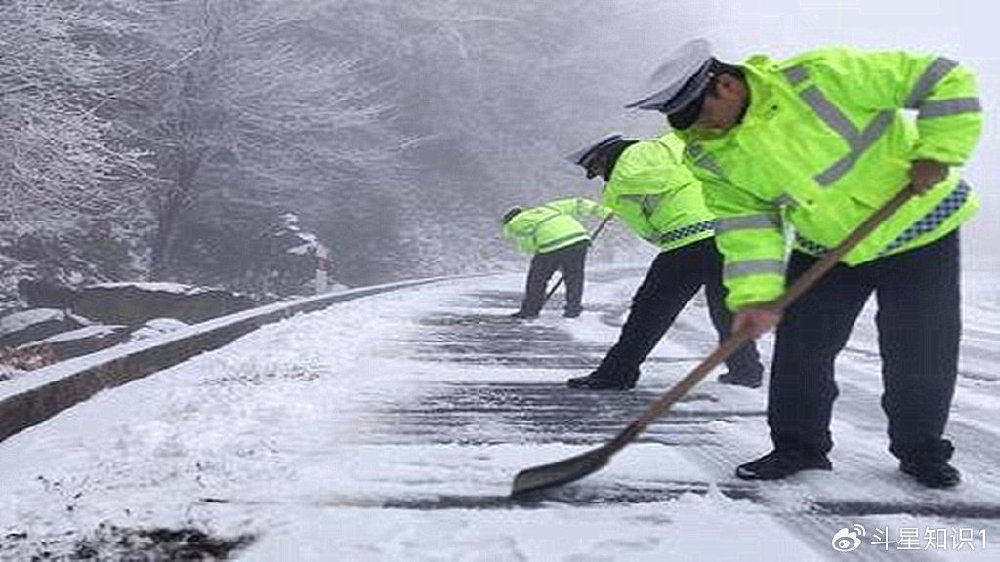 我国湖北遭遇暴雪、冻雨袭击,会是什么原因造成的?有何危害?|南方|冻雨|暴雪_新浪新闻