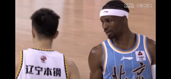 郭艾伦等四人挂免战牌,林书豪砍下23分,CBA第二阶段揭幕战北京获胜休闲区蓝鸢梦想 - Www.slyday.coM 郭艾伦等四人挂免战牌,林书豪砍下23分,CBA第二阶段揭幕战北京获胜休闲区蓝鸢梦想 - Www.slyday.coM