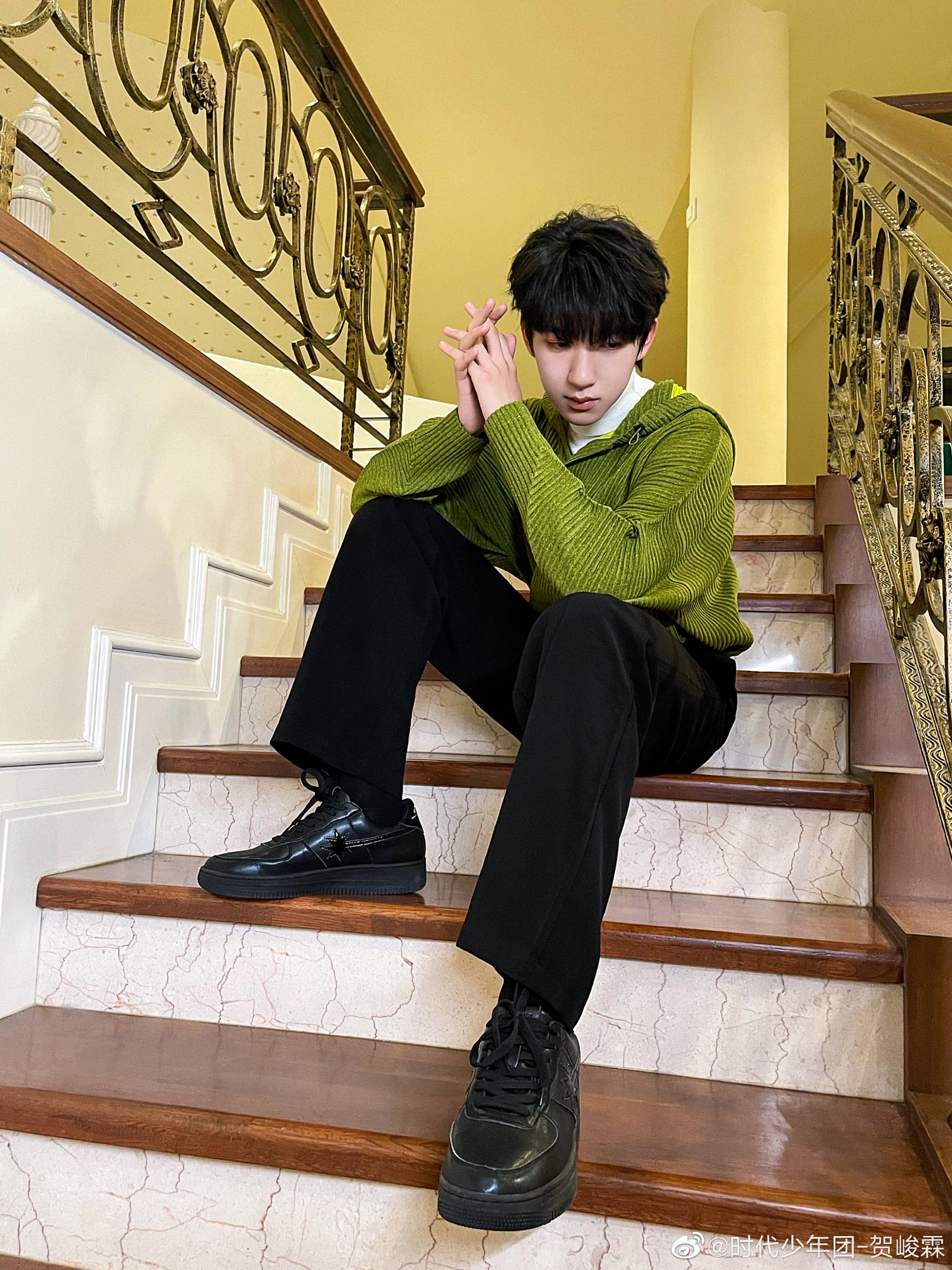 贺峻霖第三波大动作这波大动作我喜欢