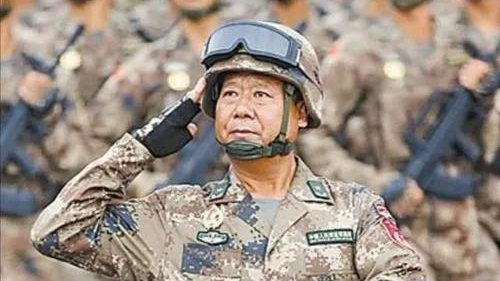 “司令”与“司令员”这两者有何区别?|称呼|解放军|司号员|口语|警卫员_新浪新闻