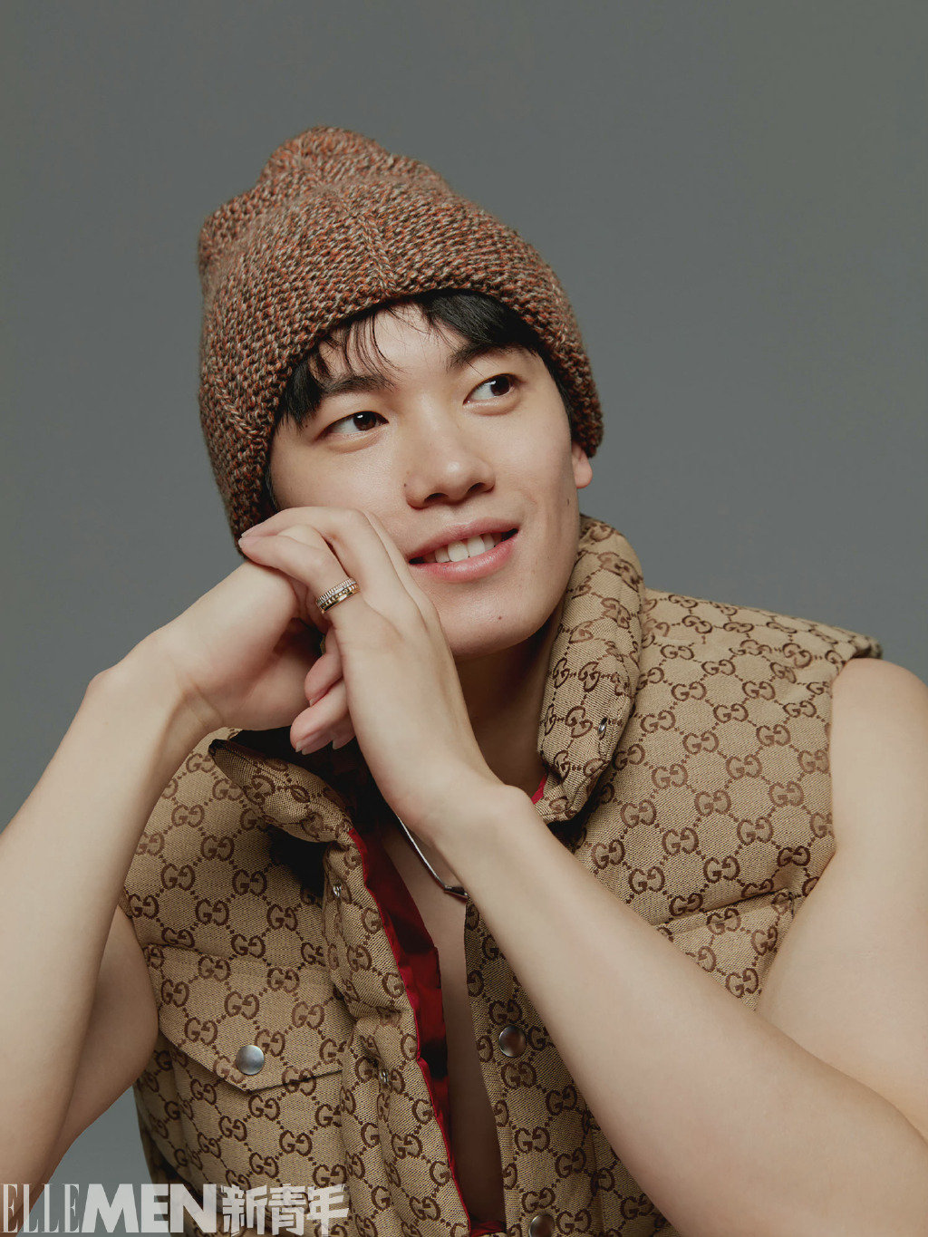 汪顺ellemen新青年2022春季刊封面人物穿gucci的运动大男孩