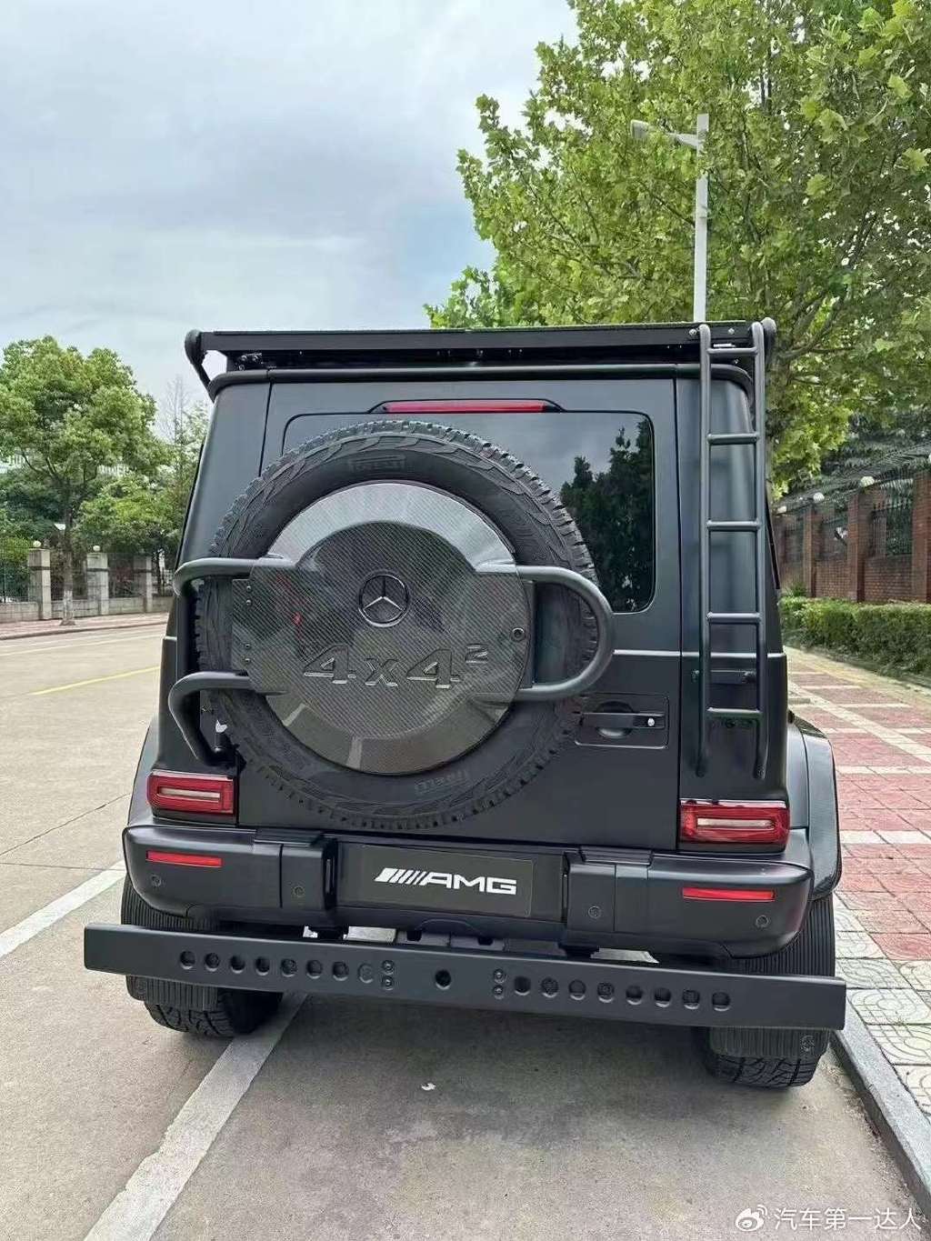 行走的宫殿,奔驰g63 4x4,越野界的天花板-新浪汽车