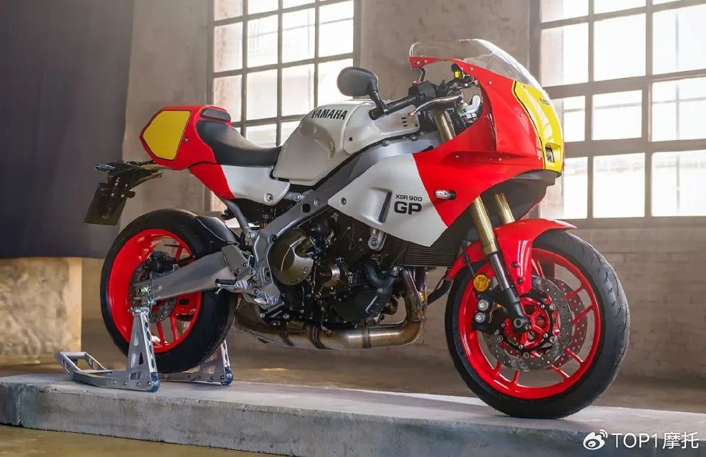 三缸复古仿赛雅马哈xsr900gp正式发布运动性能突出