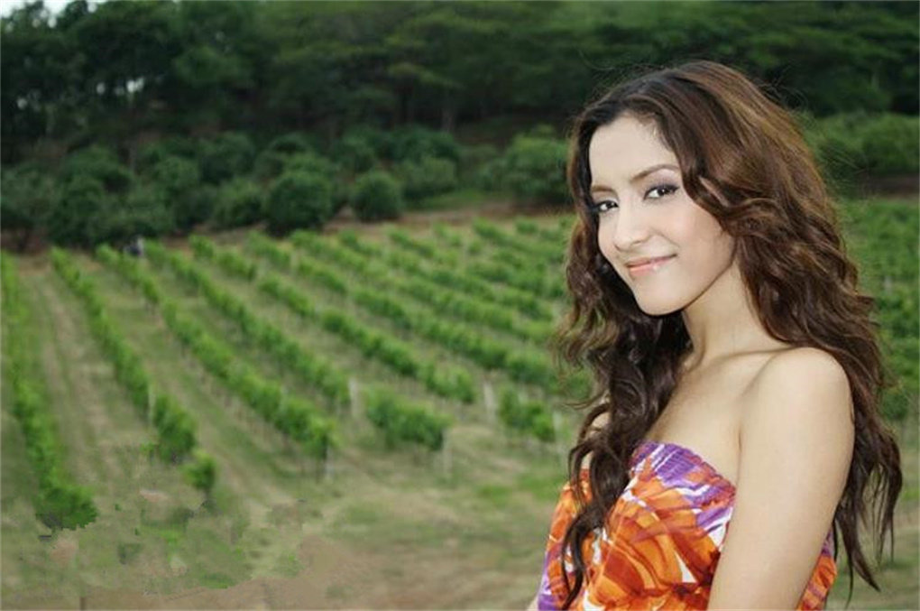 泰星pinky涉嫌诈骗被抓,恐面临20年牢狱之灾,多部泰剧受影响|游戏花丛