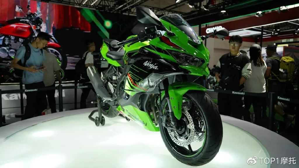 98万起,川崎zx4r系列国内上次,大贸内卷也疯狂-新浪汽车