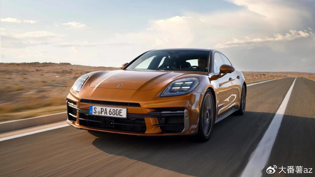 panamera e-hybrid的预售开启标志着保时捷在可持续发展方面的进一步