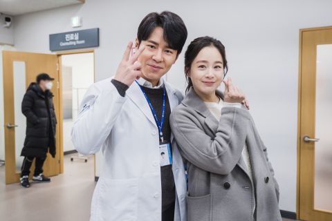 李奎炯《我独自生活》预告公开 还打电话问:我会有女朋友吗?