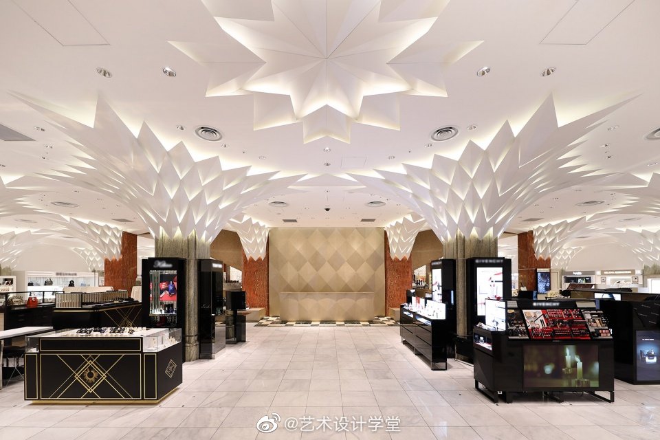 日本桥三越百货总店……