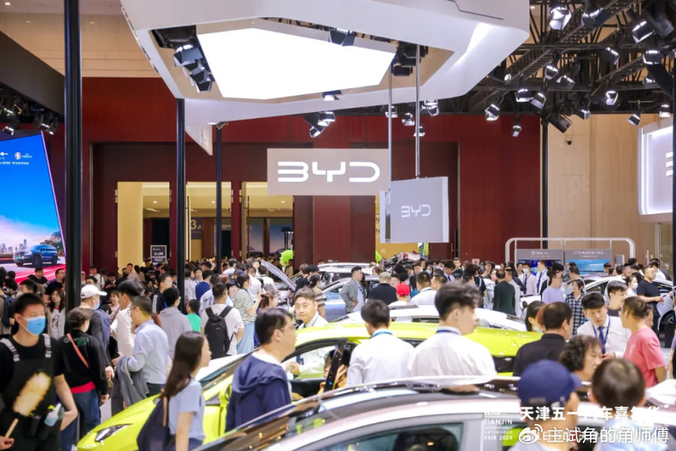 五一天津梅江车展开幕 数百款车型大放价