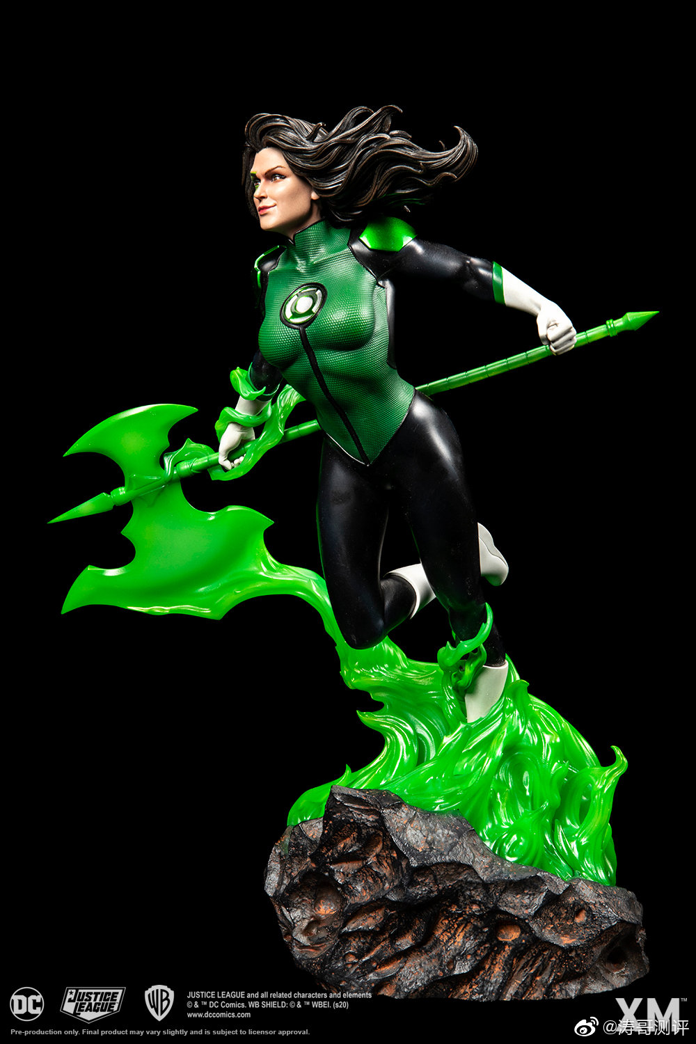 xmstudios推出的这款dcrebirth系列的女绿灯侠杰西卡克鲁兹雕像