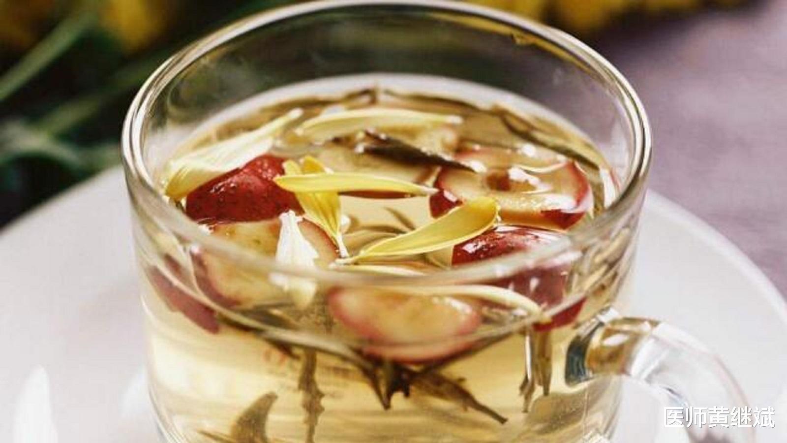 山楂能开胃消食适合用来泡水喝山楂泡水的功效有哪些