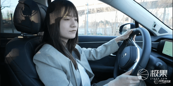 华为卖的车，到底哪里不一样？休闲区蓝鸢梦想 - Www.slyday.coM