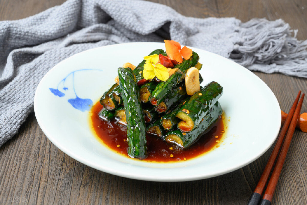 四,秘制腌黄瓜.