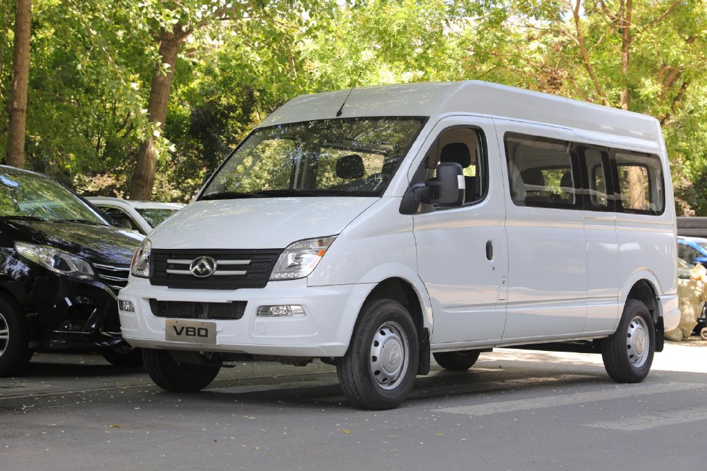 货运好帮手,轻客好选择,实拍上汽大通maxus v80中轴版-新浪汽车