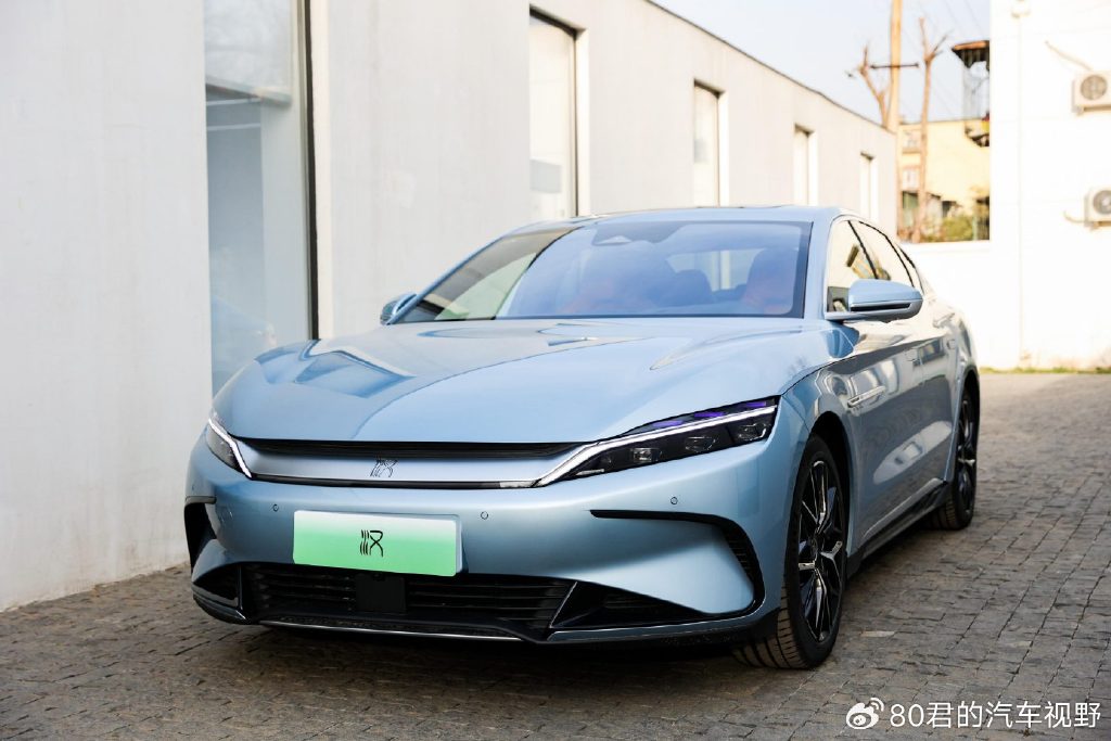 资讯|电比油低再出新车 比亚迪汉,唐荣耀版最低16.98万元起-新浪汽车