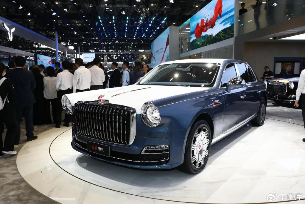 红旗国礼正式上市!搭载4.0t v8发动机,售价718万元起-新浪汽车