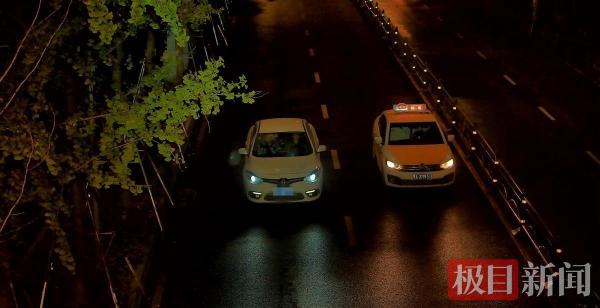 洗钱犯罪团伙轮流开车在车内转账，做贼心虚的奇招被民警一眼看穿休闲区蓝鸢梦想 - Www.slyday.coM