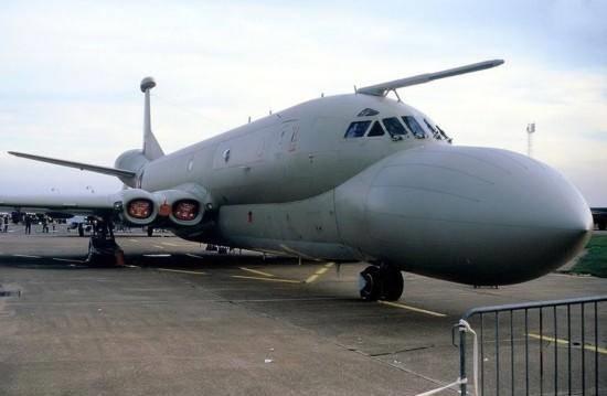 是客机也是反潜机,还可变身预警机,一机三用的〃猎迷〃有多迷?