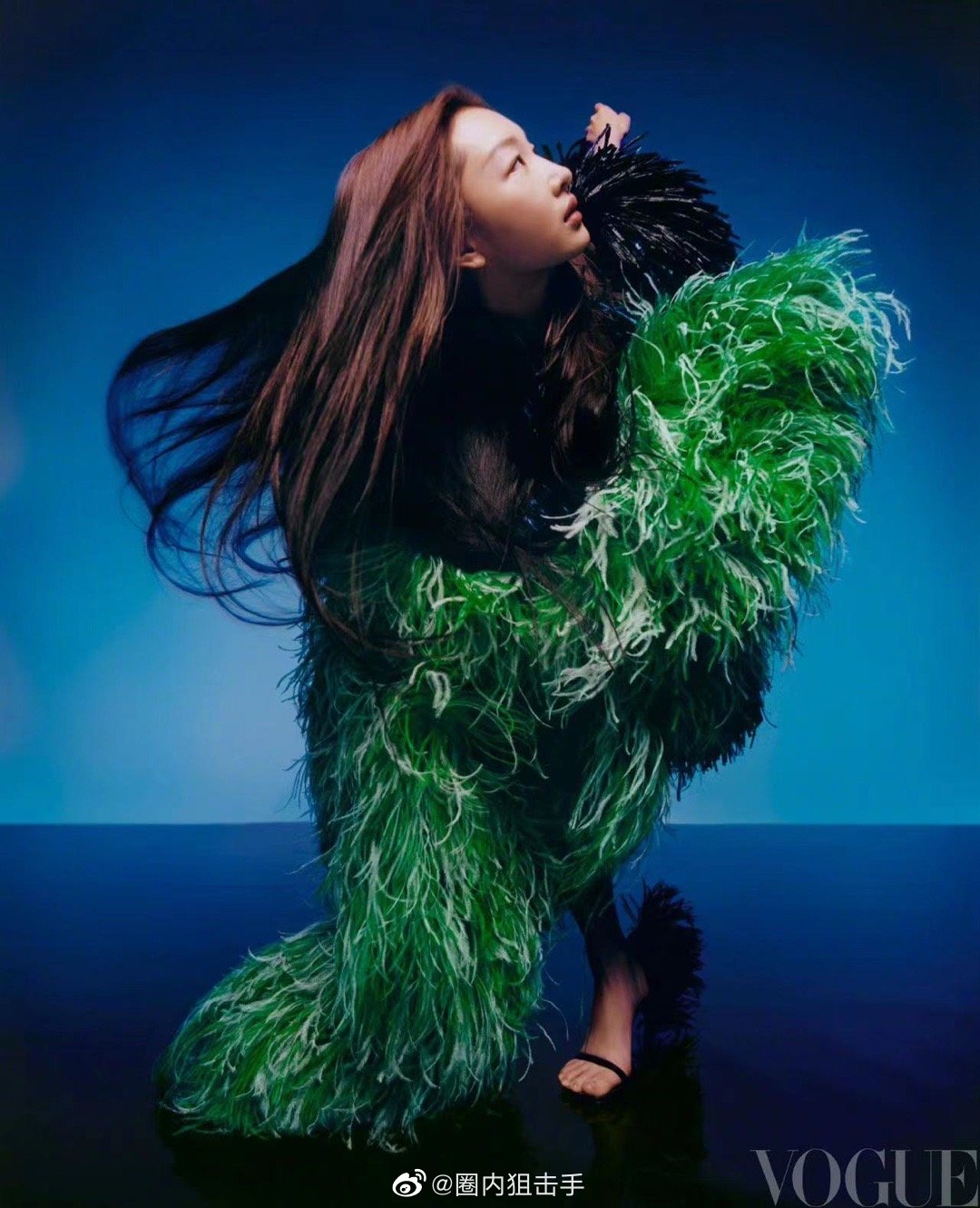 到底谁给周冬雨做的妆造,真的是看不懂啦……|周冬雨|点子|时尚_新浪