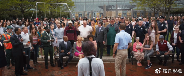 《失控玩家》小贱贱死侍从良变人工智能！炫酷恶搞蛮过瘾休闲区蓝鸢梦想 - Www.slyday.coM