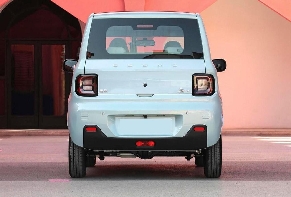 吉利熊猫mini实车亮相,2门4座,两种动力-新浪汽车