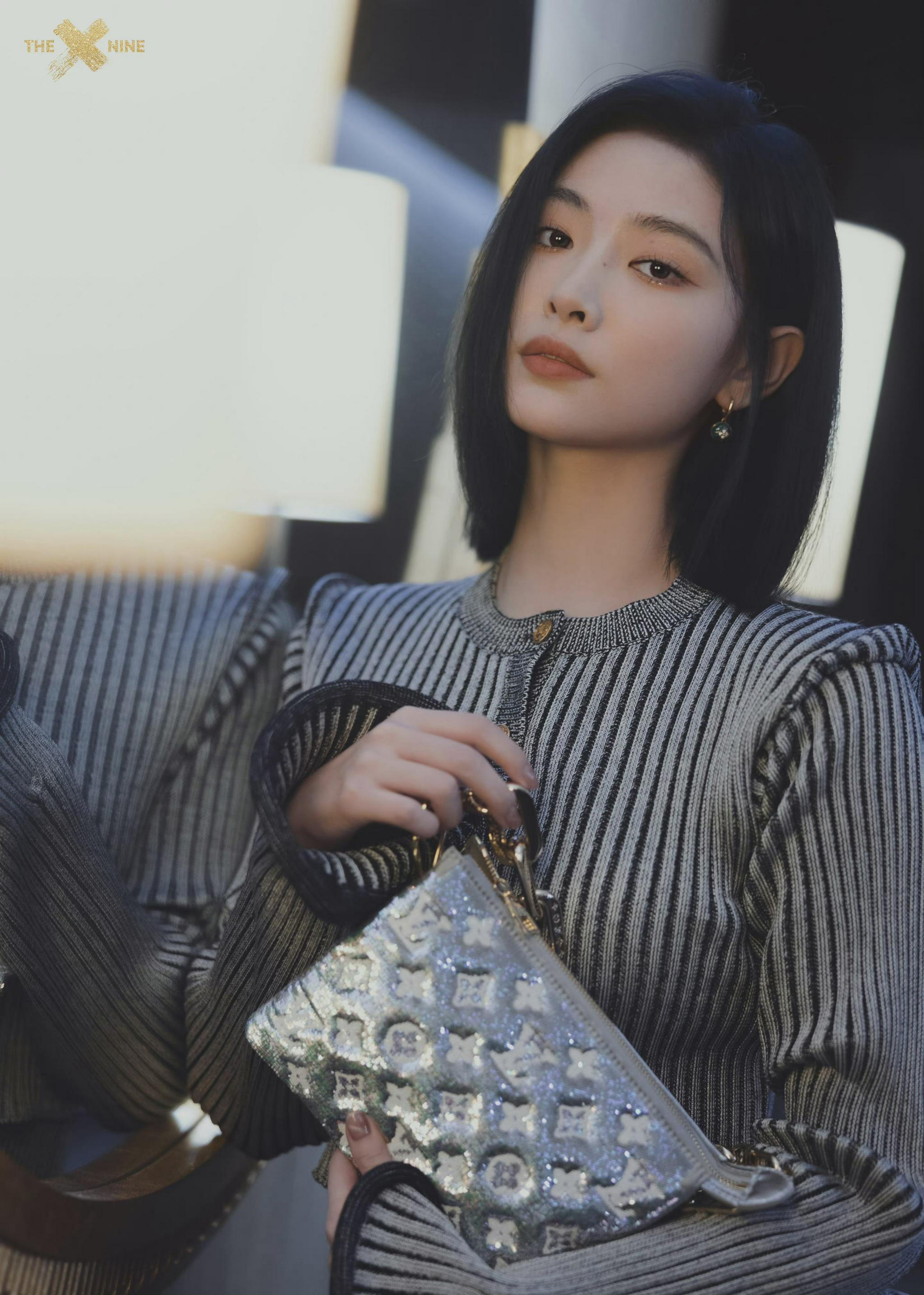 一身来自louis vuitton……|营业|许佳琪|星图_新浪新闻