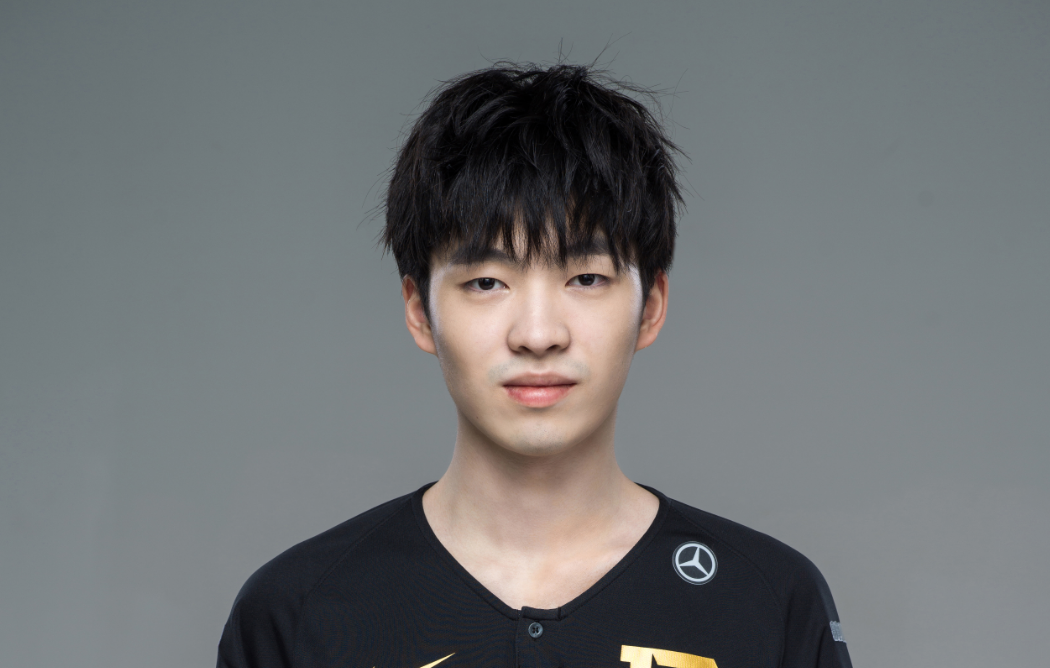 uzi退役后首个ad!rng官宣gala加盟,或组两套双c