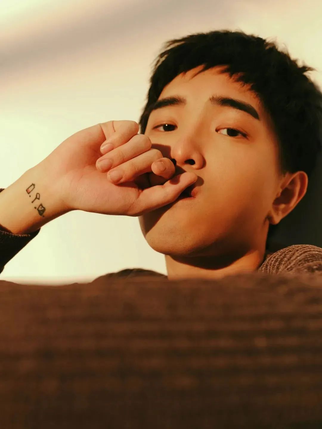 沈以诚人人都温和笑嘻嘻是不会百花齐放的麻乐音乐专访