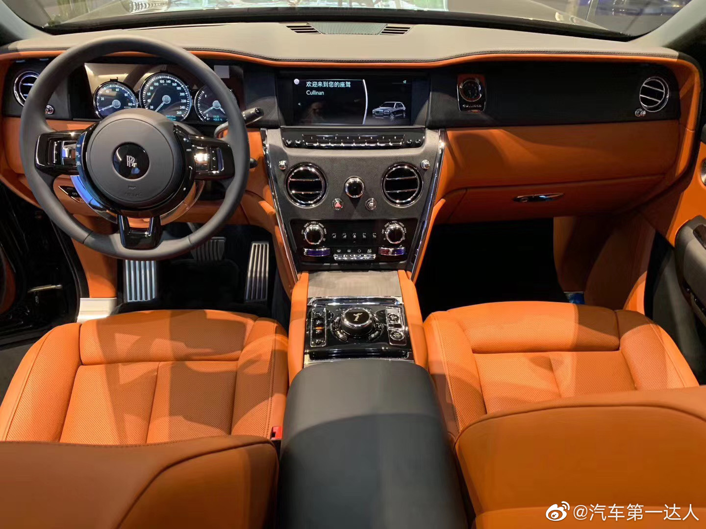 高级配色库里南 干邑色内饰