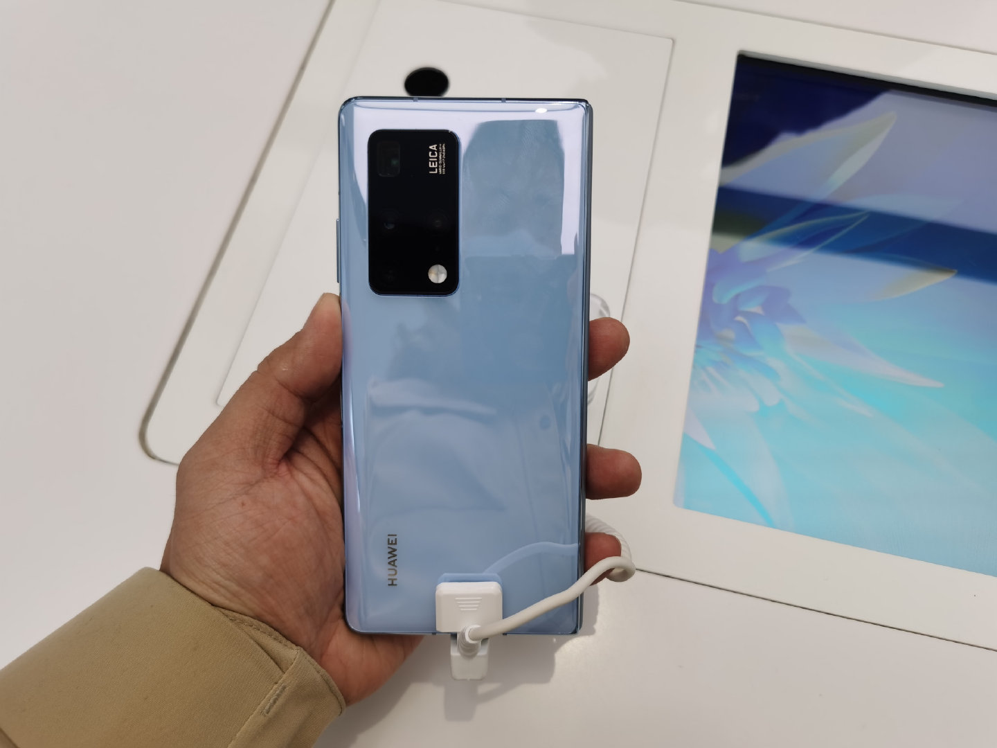 华为折叠屏matex2上手本是台好手机却被拿来理财太难了