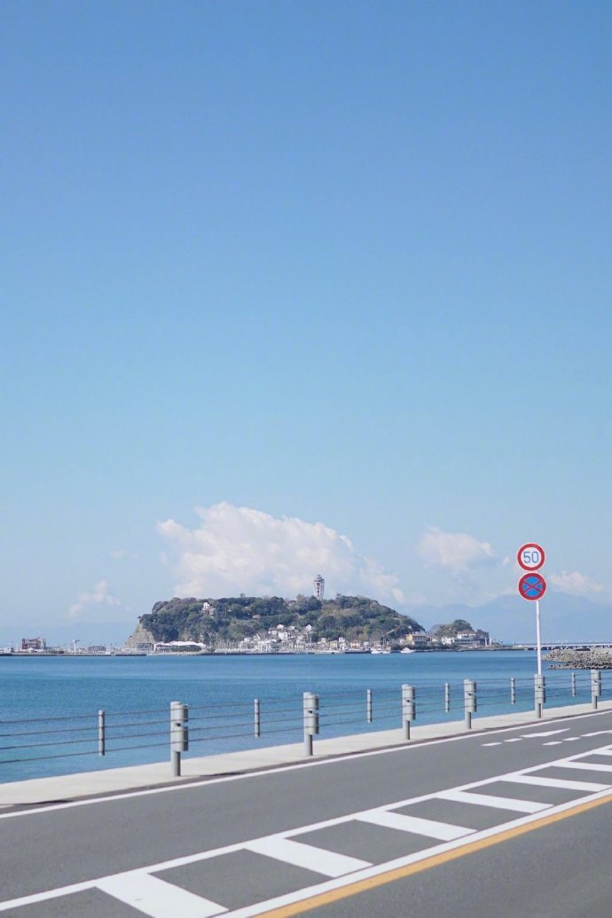 镰仓的海边风光