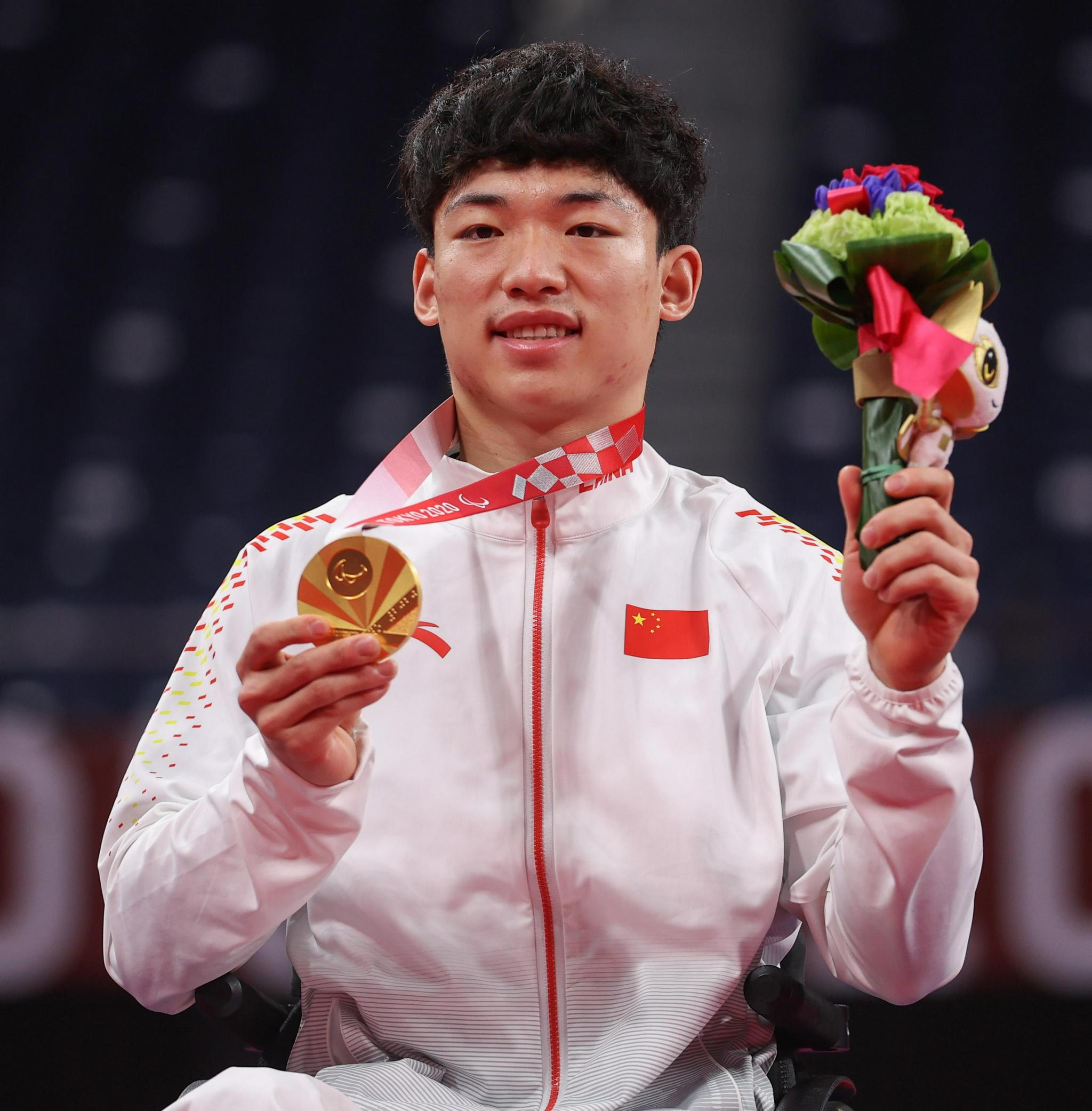 （东京残奥会）羽毛球——男子单打WH1级：屈子墨夺金休闲区蓝鸢梦想 - Www.slyday.coM