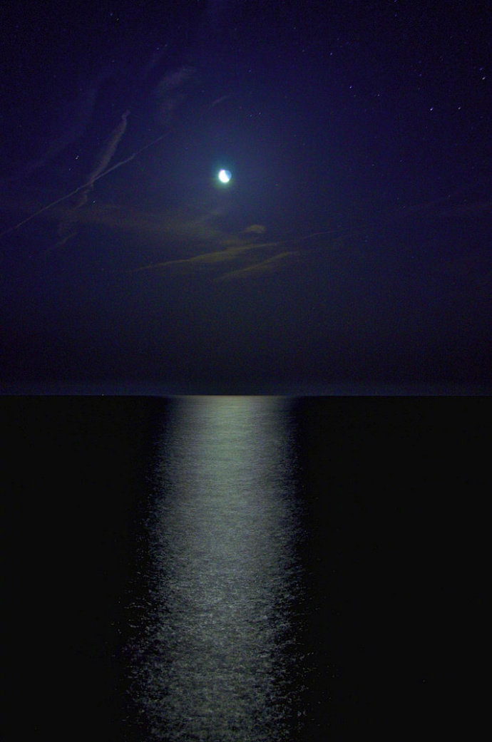 海上月是天上月,眼前人是心上人