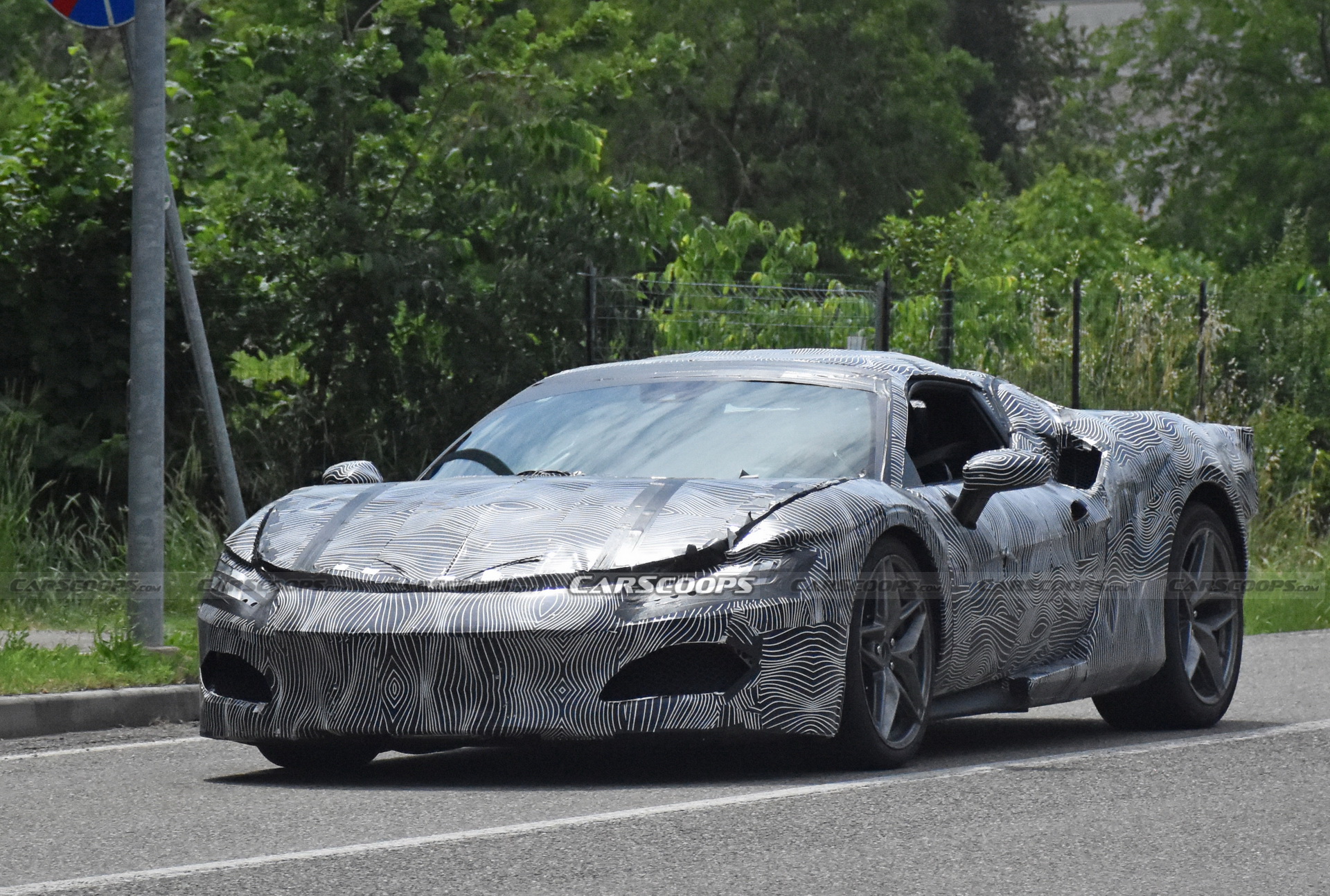 代号f171,全新法拉利将搭载v6混合动力发动机