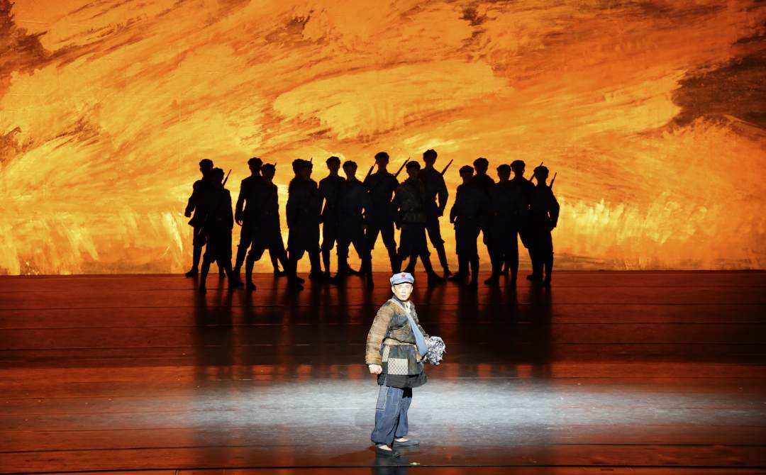 赣南采茶戏《一个人的长征》亮相京城|长征|文化|展演_新浪新闻