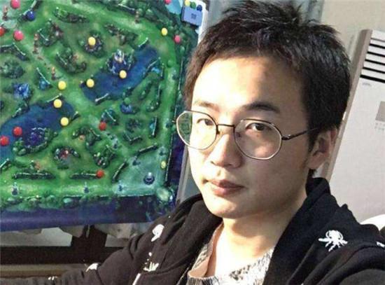 口袋被质疑开挂,线下自证失败了就退网|王者荣耀|虎牙_新浪新闻