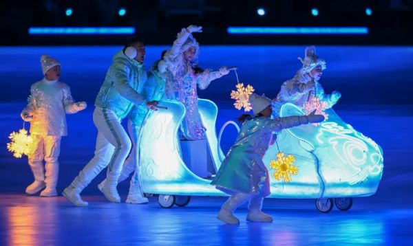 一起“高”举中国“梦”！这一幕燃爆了！开闭幕式原来是连续剧，这就是中国的浪漫！休闲区蓝鸢梦想 - Www.slyday.coM