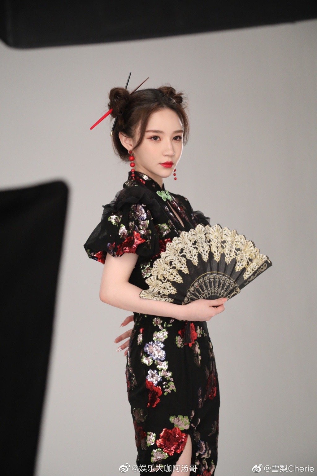 今天@雪梨cherie 在826粉丝节的脱口秀上……_高清图集_新浪网