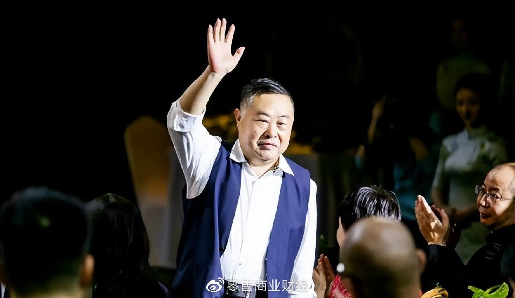 01  走不出华南,老乡鸡困于"低毛利"陷阱