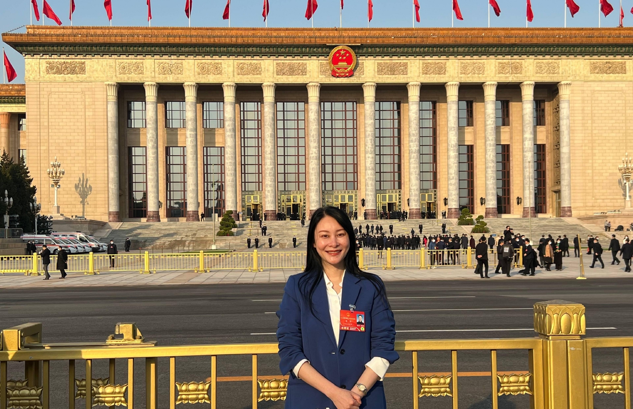 全国人大代表泸州老窖酿制技艺传承人曾娜打造低碳酒企加强酒类知识