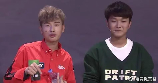 猫神首发上场直接被搞心态?五坦克阵容打团一点不掉血休闲区蓝鸢梦想 - Www.slyday.coM 猫神首发上场直接被搞心态?五坦克阵容打团一点不掉血休闲区蓝鸢梦想 - Www.slyday.coM