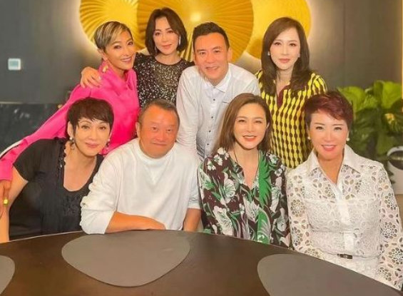 60岁关之琳近照曝光,一脸冻龄身材完美,气质出众状态超好休闲区蓝鸢梦想 - Www.slyday.coM 60岁关之琳近照曝光,一脸冻龄身材完美,气质出众状态超好休闲区蓝鸢梦想 - Www.slyday.coM